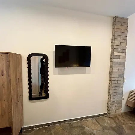 Haus Viktoria 4 ゲストハウス 3*