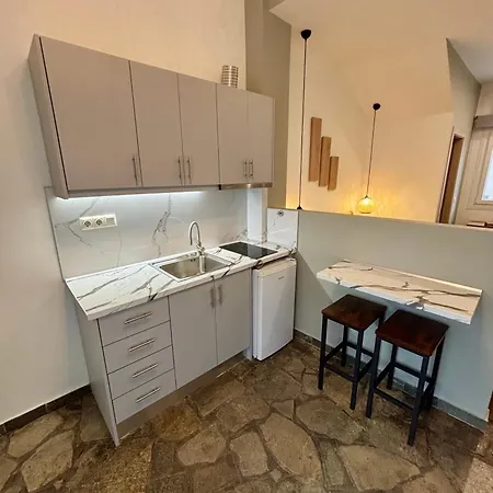 Haus Viktoria 4 بيت ضيافة 3*