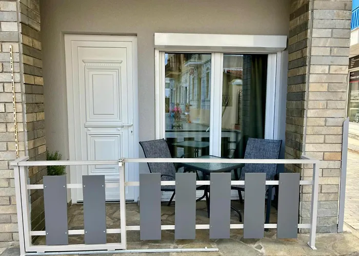 Haus Viktoria 4 בית הארחה לימנאס