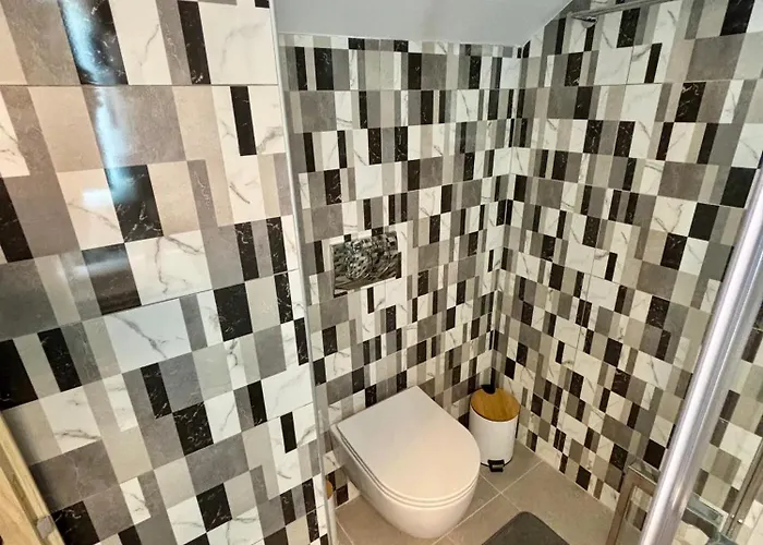 Haus Viktoria 4 3* לימנאס